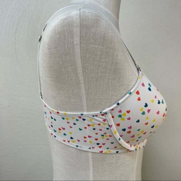 Victoria’s Secret PINK T-Shirt Demi Bra White with Multi-Colored Hearts Sz 36D - Picture 5 of 10